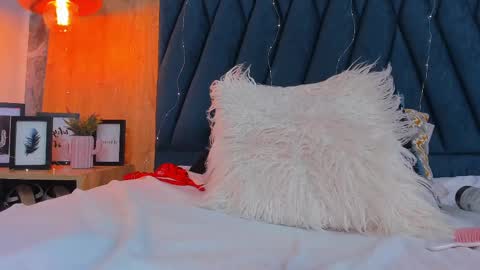 scarleett jones online show from February 21, 2025, 3:56 am