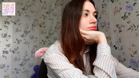 Kira online show from November 5, 2025, 9:53 am