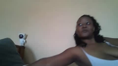 scarlet_25142359 online show from October 23, 2025, 10:03 am