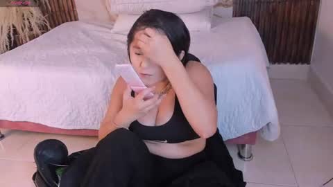 scarlet__rose_ online show from June 12, 2026, 11:20 am