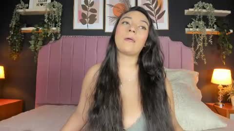 Snapshot of scarlet_dh chatting on July 14, 2026, 11:21 pm Claudia online show from July 14, 2026, 11:21 pm