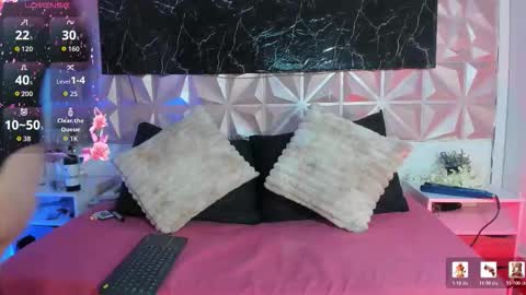 Scarlet  online show from February 27, 2026, 12:38 pm