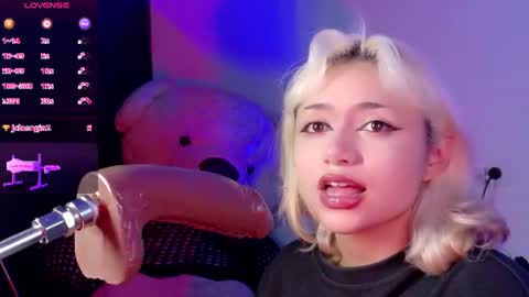 scarlet_gold online show from June 14, 2026, 2:24 am