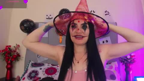 Snapshot of scarlet_hit chatting on November 2, 2025, 5:10 am scarlet_hit online show from November 2, 2025, 5:10 am