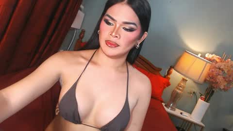 Snapshot of scarlet_snow_asian chatting on July 6, 2026, 6:54 am Scarlet online show from July 6, 2026, 6:54 am