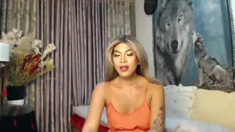 Snapshot of scarlet_ts69 chatting on January 24, 2025, 5:32 pm scarlet online show from January 24, 2025, 5:32 pm