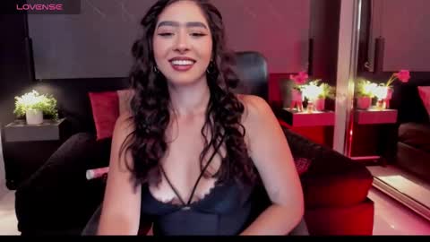Snapshot of scarlet_villamizar chatting on February 19, 2026, 4:30 am SCARLET online show from February 19, 2026, 4:30 am