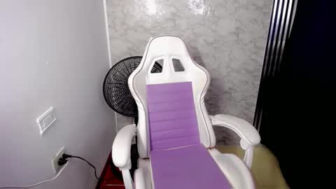 scarleta01 online show from January 12, 2026, 12:21 pm