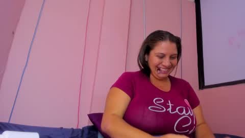 Snapshot of scarleth_blonde chatting on January 21, 2025, 2:00 am SCARLETH online show from January 21, 2025, 2:00 am