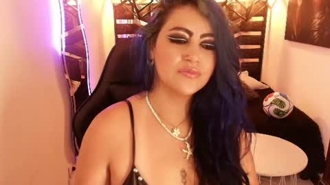 Snapshot of scarleth_bluee chatting on July 2, 2026, 3:23 am Scarleth online show from July 2, 2026, 3:23 am