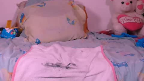 scarlethh hott online show from March 1, 2025, 3:49 pm