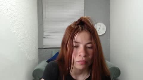 scarlethsexy69 online show from October 14, 2025, 12:28 pm