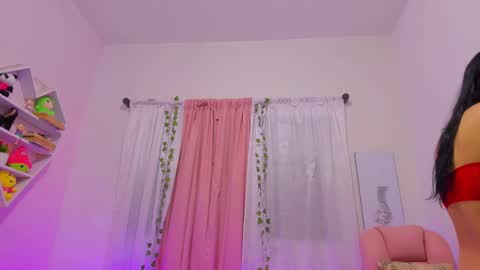 Scarletliz online show from March 5, 2025, 12:22 pm