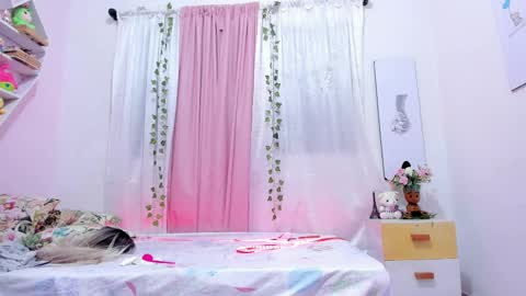 Scarletliz online show from March 12, 2025, 12:04 pm