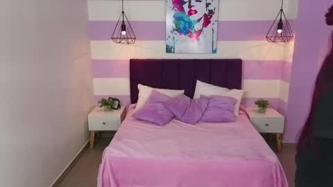 Snapshot of scarlett__bell chatting on March 18, 2026, 12:19 pm Scarlett online show from March 18, 2026, 12:19 pm