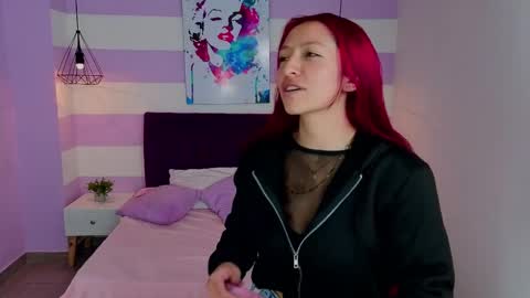 Snapshot of scarlett__bell chatting on April 9, 2026, 11:48 am Scarlett online show from April 9, 2026, 11:48 am