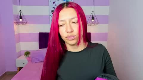 Snapshot of scarlett__bell chatting on May 4, 2026, 11:28 am Scarlett online show from May 4, 2026, 11:28 am