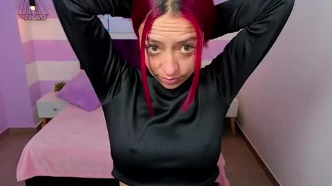Snapshot of scarlett__bell chatting on May 13, 2026, 11:40 am Scarlett online show from May 13, 2026, 11:40 am