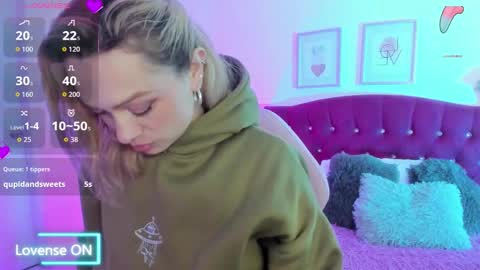 scarlett_blake11 online show from October 1, 2025, 5:02 am