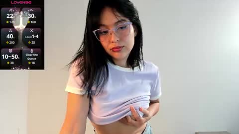 Snapshot of scarlett_blunt chatting on August 4, 2026, 1:25 pm Scarlett Blunt online show from August 4, 2026, 1:25 pm