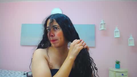 Scarlett online show from February 21, 2026, 12:17 pm