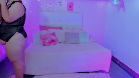 Scarlett  online show from March 10, 2026, 11:37 am