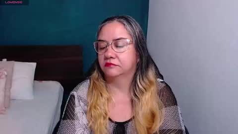 Scarlett  online show from September 17, 2025, 11:39 pm