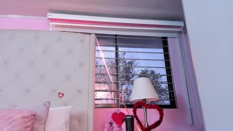 Snapshot of scarlett_leblanc_ chatting on February 12, 2026, 12:11 pm scarlett_leblanc_ online show from February 12, 2026, 12:11 pm