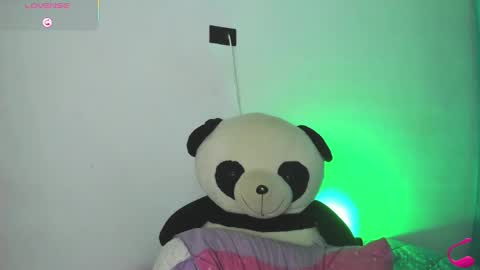 Snapshot of scarlett_lewis2 chatting on February 24, 2025, 7:22 am SweetScarlett online show from February 24, 2025, 7:22 am