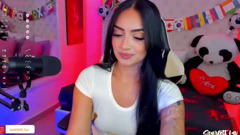 Snapshot of scarlett_luv chatting on June 18, 2026, 2:45 am Kim online show from June 18, 2026, 2:45 am