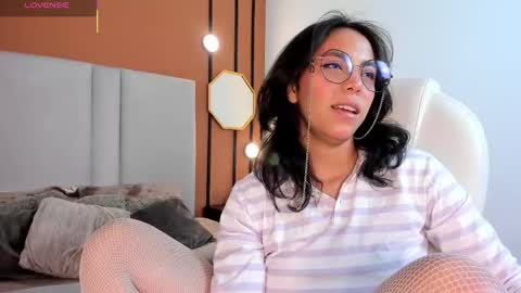 Scarllett online show from January 8, 2026, 4:37 am