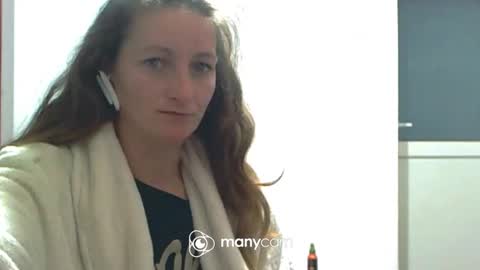 scarlett_queen01 online show from October 1, 2025, 1:22 am