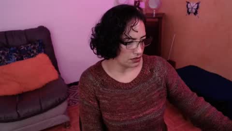 Snapshot of scarlett_sax chatting on February 25, 2025, 1:30 am Scarlett sax online show from February 25, 2025, 1:30 am