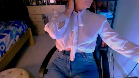 scarlet online show from April 25, 2026, 4:48 am