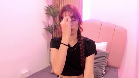 Snapshot of scarlett_smith_3 chatting on October 13, 2025, 3:17 am scarlett smith 3 online show from October 13, 2025, 3:17 am