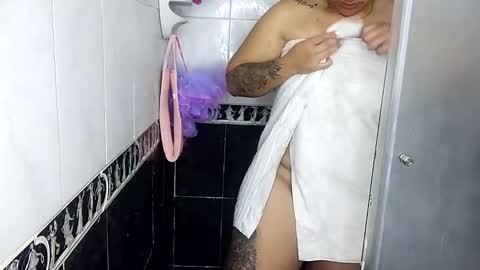 scarlett_tommy online show from December 13, 2024, 8:37 pm