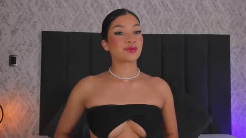 Scarlett online show from March 22, 2026, 5:33 am