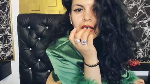 Scarlett online show from December 20, 2024, 9:06 pm