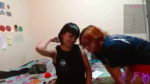Snapshot of scarlett_yummy chatting on January 31, 2025, 4:25 am Amy and Nathy online show from January 31, 2025, 4:25 am