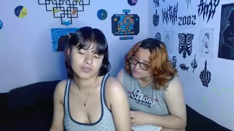 Snapshot of scarlett_yummy chatting on February 21, 2025, 3:23 am Amy and Nathy online show from February 21, 2025, 3:23 am