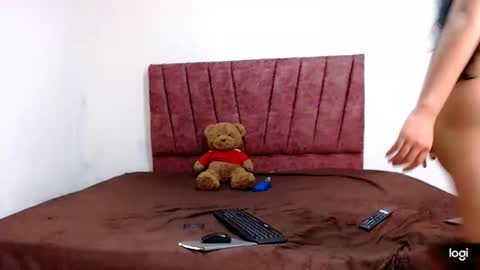 Snapshot of scarlettandbennn chatting on May 12, 2026, 5:10 pm Scarlett And Benn.... online show from May 12, 2026, 5:10 pm
