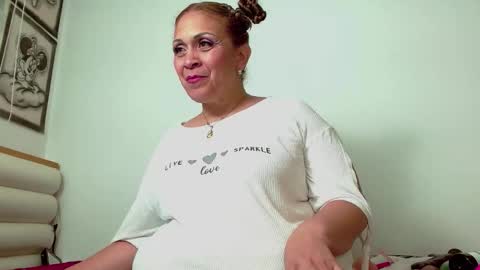 scarlettbooty online show from November 26, 2025, 4:46 am