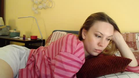 Scarlett online show from February 7, 2025, 3:41 pm