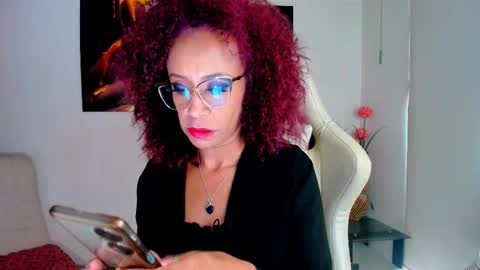 Snapshot of scarlettmalbec chatting on October 15, 2025, 10:10 pm Scarlett online show from October 15, 2025, 10:10 pm