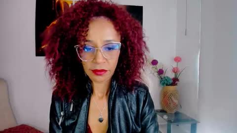 Snapshot of scarlettmalbec chatting on October 21, 2025, 9:37 pm Scarlett online show from October 21, 2025, 9:37 pm