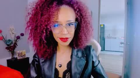 Snapshot of scarlettmalbec chatting on March 18, 2026, 7:50 pm Scarlett online show from March 18, 2026, 7:50 pm