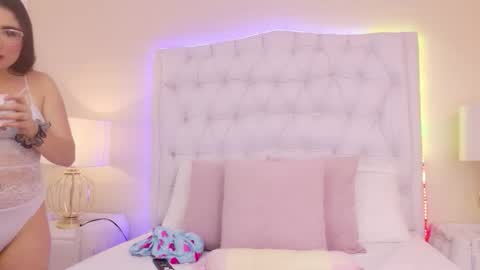 Snapshot of scarlettpetrovaa chatting on February 7, 2026, 11:36 am Scarlett Petrova online show from February 7, 2026, 11:36 am