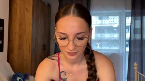 ScarlettSmithz online show from May 21, 2026, 4:08 am
