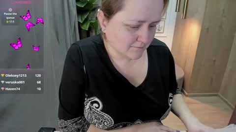 Scarlett online show from December 10, 2024, 12:05 pm