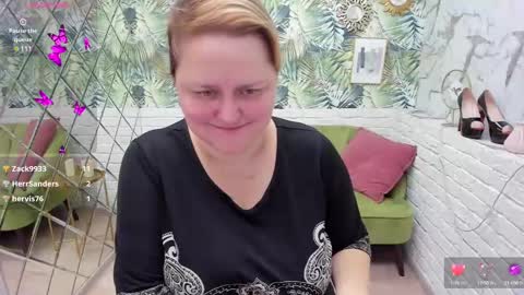 Scarlett online show from February 3, 2025, 12:03 pm